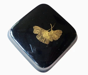 Japan Deckeldose kleine Dose Hochglanz Schwarz,  Ginkgoblätter aus Gold - Bild 1 von 5