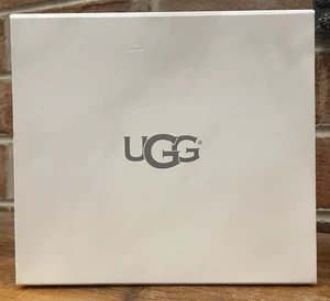 UGG Sheepskin & Suede Shoe Care Kit - Clean Protect Condition Shoes/ Boots - Picture 1 of 9