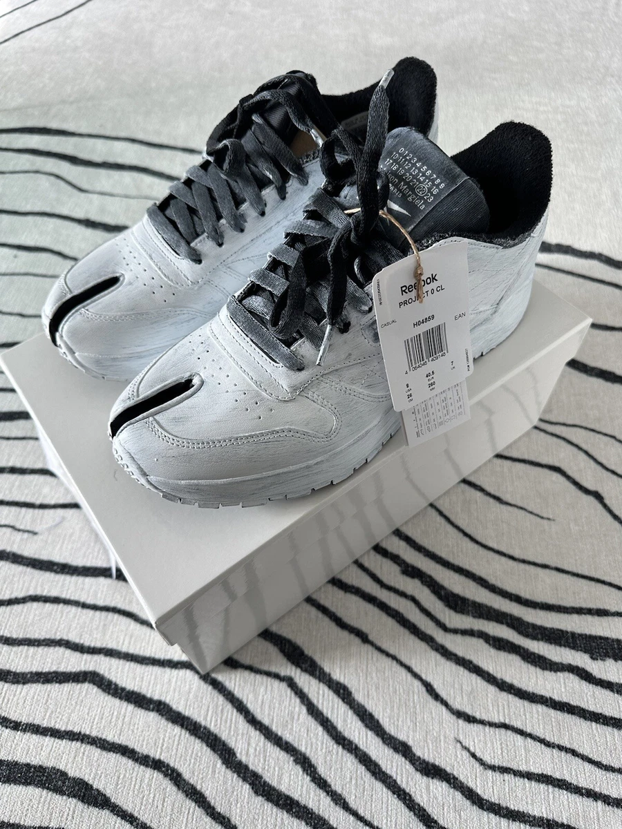 Reebok Maison Margiela x Classic Leather Tabi Whiteout for Sale