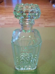 Crystal Decanter Spirits Liquor Whiskey Brandy Wine Decor - Picture 1 of 3