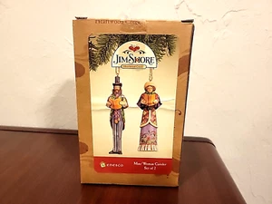 Jim Shore Man & Woman Carolers Set of 2 Hanging Ornaments 4005295BT New in Box - Picture 1 of 3