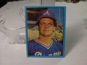 1982 Topps Stickers #21 - Bruce Benedict - Atlanta Braves 82-1392 - Picture 1 of 2