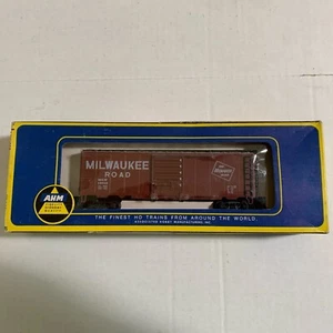 AHM Roco HO Train Milwaukee Road 40' Box Car #5486E NIB - Picture 1 of 4