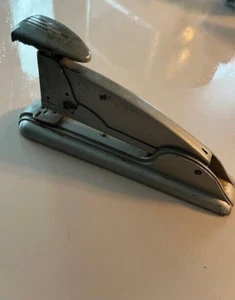 Vintage Swingline Speed Fastener 4 Stapler Mid-Century Retro Industrial Gray - Picture 1 of 6