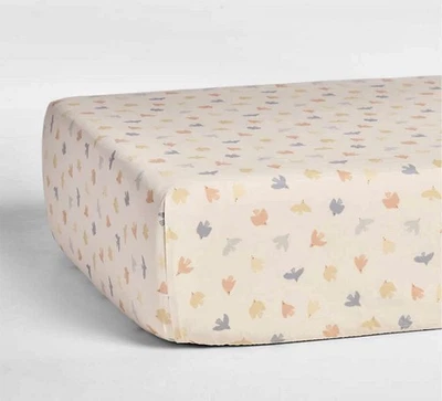 NWT Crate&Kids Fitted Crib Sheet, Birdie Blossoms, Organic Cotton - Image 1 of 4