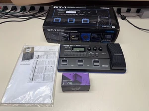 Boss GT-1 GITARREN-EFFEKTPROZESSOR MIT OVP FUNKTIONIERT SCHÖNER ZUSTAND - Bild 1 von 12