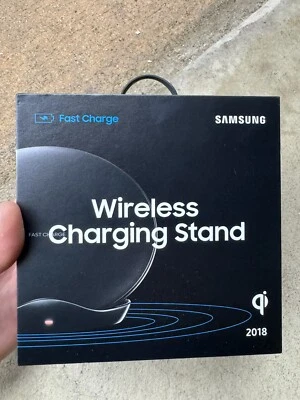 Samsung EP-P5100 Wireless Fast Charging Pad - Black - Image 1 of 4