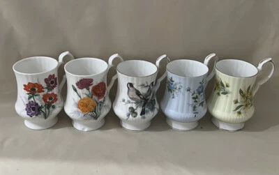 Set of 5 Vintage Royal Windsor Fine Bone China Bird/Floral Tea Cup England E1300 - Image 1 of 4