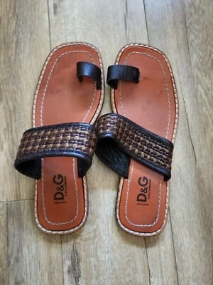 RARO! Sandalias chanclas vintage de cuero Dolce & Gabbana para mujer talla 42 EE. UU. 9,5 Foto 1 de 4