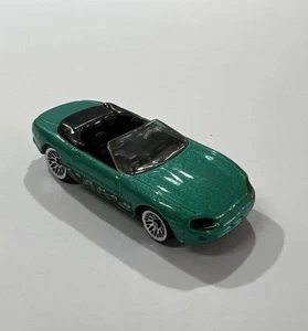 Hot Wheels Jaguar XK8 1998 First Editions Green with  Black Interior - Picture 1 of 11