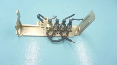 1985 MERCEDES--BENZ 280SL R107, VÁLVULA DE VÁCUO AR CONDICIONADO - Imagem 1 de 4