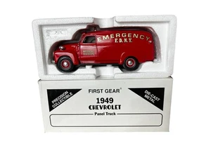 First Gear 1949 Chevrolet Panel Truck 1/34 Scale FDNY Emergency Model - Picture 1 of 3