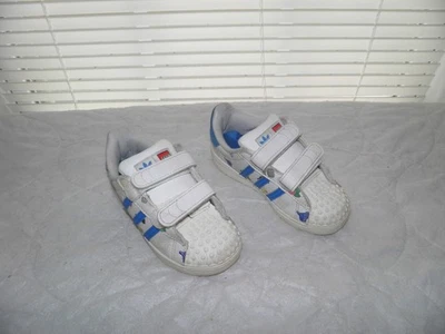 Adidas Superstar CF x LEGO tijolos baixos e estatueta branca azul real IF2199 TAM 9K - Imagem 1 de 4