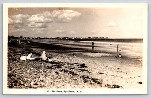 Cartolina Rye Beach, NH - The Shore at Rye Beach, New Hampshire - Foto 1 di 2
