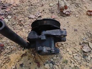 2007-2008 BMW x3 Power Steering Pump - Picture 1 of 14