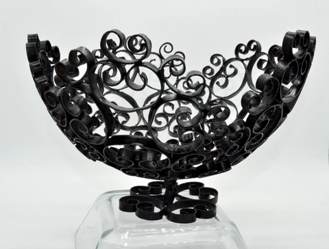 Vintage Spain Wrought Iron Scroll Black Metal Fruit Bowl Footed Basket Vase 12x7 Cover