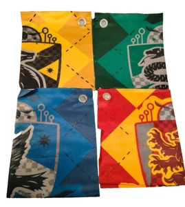 Harry Potter Hogwarts Wappen Banner Alle vier Häuser Wandbehang Flagge Banner - Bild 1 von 9