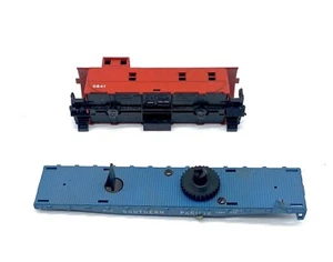 Lionel HO Scale Helicopter Car Chassis And Caboose Shell - Picture 1 of 4