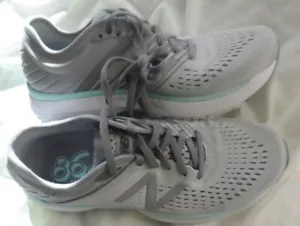 New Balance 860V10 Damen-Laufschuhe 8,5 US - Bild 1 von 3