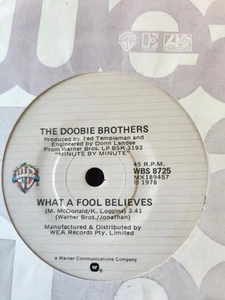 Doobie Brothers "What A Fool Believes" 1978 WARNER BROS 7" Oz 45rpm - Picture 1 of 2