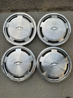 "4 tapacubos de metal para camioneta Chevy Astro 85-90 15"" cubiertas de rueda S10 Blazer Truck" Foto 1 de 4