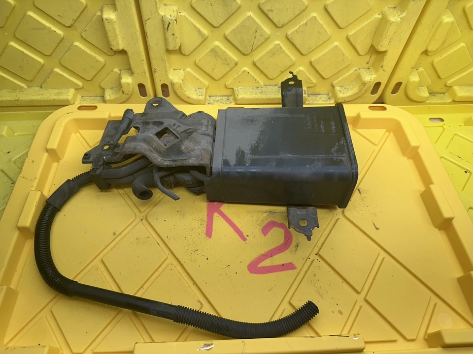 Toyota 4Runner Evap 2001-2002 bote de combustible gasolina caja carbón 77740-35482 OEM Foto 1 de 4