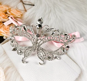 Butterfly Masquerade Mask, Silver Wedding Party Mask, Mardi Gras, New Year Party - Picture 1 of 4