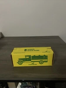 BP Truck Tanker Bank by Scale Models **In Original Packaging - Picture 1 of 1