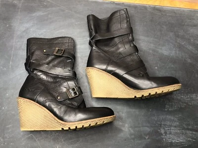 Botas Kickers negras de tacón de cuña para mujer 7 US 38 EU Foto 1 de 4