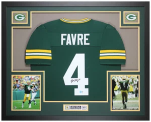 Brett Favre Autographed and Framed Green Green Bay Jersey Auto Beckett COA - Picture 1 of 5