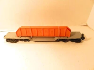 LIONEL POST-WAR 6418 DIECAST DOUBLE TRUCK FLAT CAR W/GURDERS - 0/027 - GOOD - W51 - Bild 1 von 4