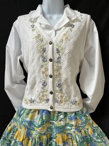 Laura Ashley Vintage White Cotton Knit Floral Embroidered Waist Coat M - Picture 1 of 19