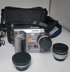 Sony Mavica MVC-FD90 1.6MP Digital Camera W/ 2 Zoom Lenses Untested Parts Only - Picture 1 of 10