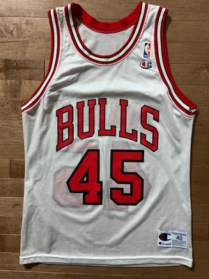 Camiseta deportiva blanca 45 Michael Jordan #45 para hombre 40 mediana M campeón de los Chicago Bulls NBA Foto 1 de 4