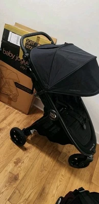 Carrito Baby Jogger City Mini GT2 - negro  Foto 1 de 4