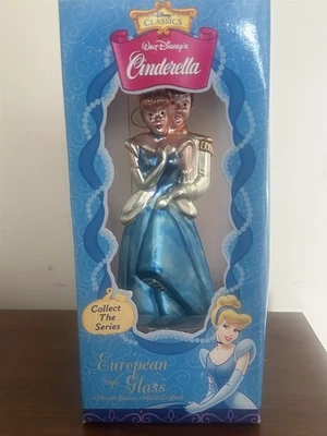 Encantador adorno navideño de vidrio europeo Cenicienta y Príncipe vintage de los años 90 nuevo de Lote Antiguo Foto 1 de 4