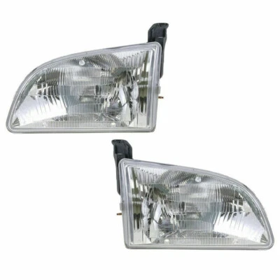 For 1998-2000 Toyota SIENNA Pair Headlight Driver & Passenger - Image 1 of 3