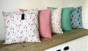 5 X CUSHION COVERS SET RED CANDY STRIPE BLUE TREE GINGERBREAD MEN SANTA NEW - Picture 1 of 12