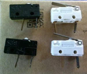 (657) 4 micro pulsadores. 2x XCG55-8121. 2x V4NST9C2Y1XUL - Imagen 1 de 2