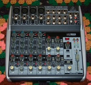 Mezclador de sonido Behringer XENYX 1202USB sin cable de alimentación - Imagen 1 de 7