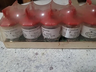 Thumb Tacks - GREEN  Lot of 500 - Flat Head - Metal  - Image 1 of 4