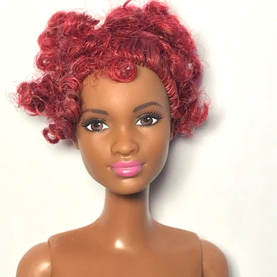 Muñeca Barbie Fashionistas #33 Fab Fringe 2015 desnuda pelo rizado rojo AA DPX69 Foto 1 de 4