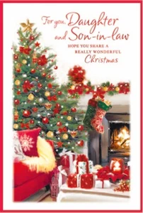 Tarjeta de Navidad hija y yerno - árbol de Navidad y chimenea lámina roja 9x6" - Imagen 1 de 3