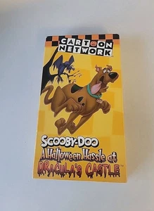 Scooby-Doo - A Halloween Hassle at Draculas Castle VHS 1996 - VINTAGE / RARE VG - Bild 1 von 5
