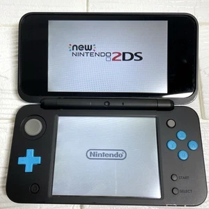 Nueva consola Nintendo 2DS LL negra turquesa - Imagen 1 de 10