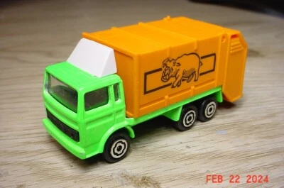 Majorette Garbage Trash Truck Green Orange France 1/100 K60 - Image 1 of 4