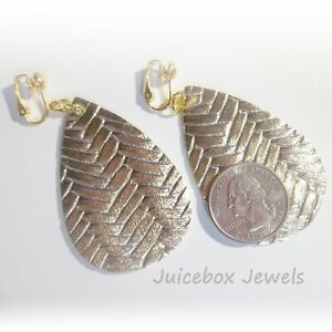 Faux leather embellished drop leaf dangle earrings