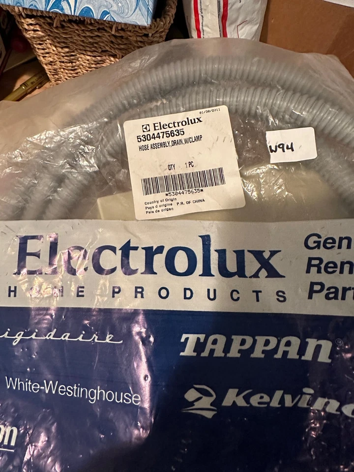 5304475635 Conjunto de manguera de drenaje Electrolux genuino OEM nuevo en bolsa sellada Foto 1 de 1