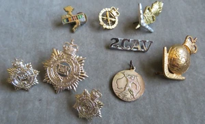 Qty Australian Military Badges. - Picture 1 of 2