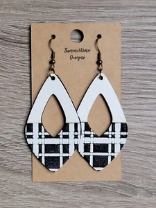 Hand Painted Laser Cut Wood Earrings Diamond Shaped Navy & White Plaid 3" - Picture 1 of 1